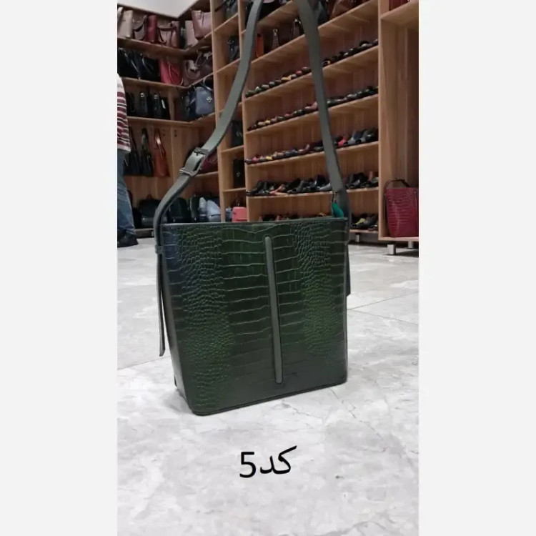 کیف زنانه چرم طبیعی گاوی تبریز مدل آناهیتا